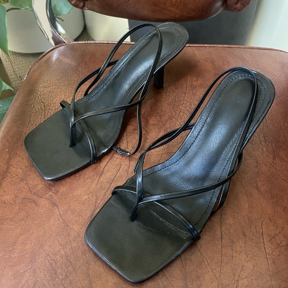 SHEIN heels - Picture 1 of 3